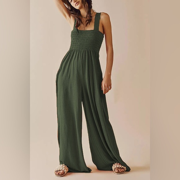 ☀️Last 1 Emory Smocked Bodice Jumpsuit w/Pockets Hunter Green Yoga Bitch NWT - Picture 2 of 13